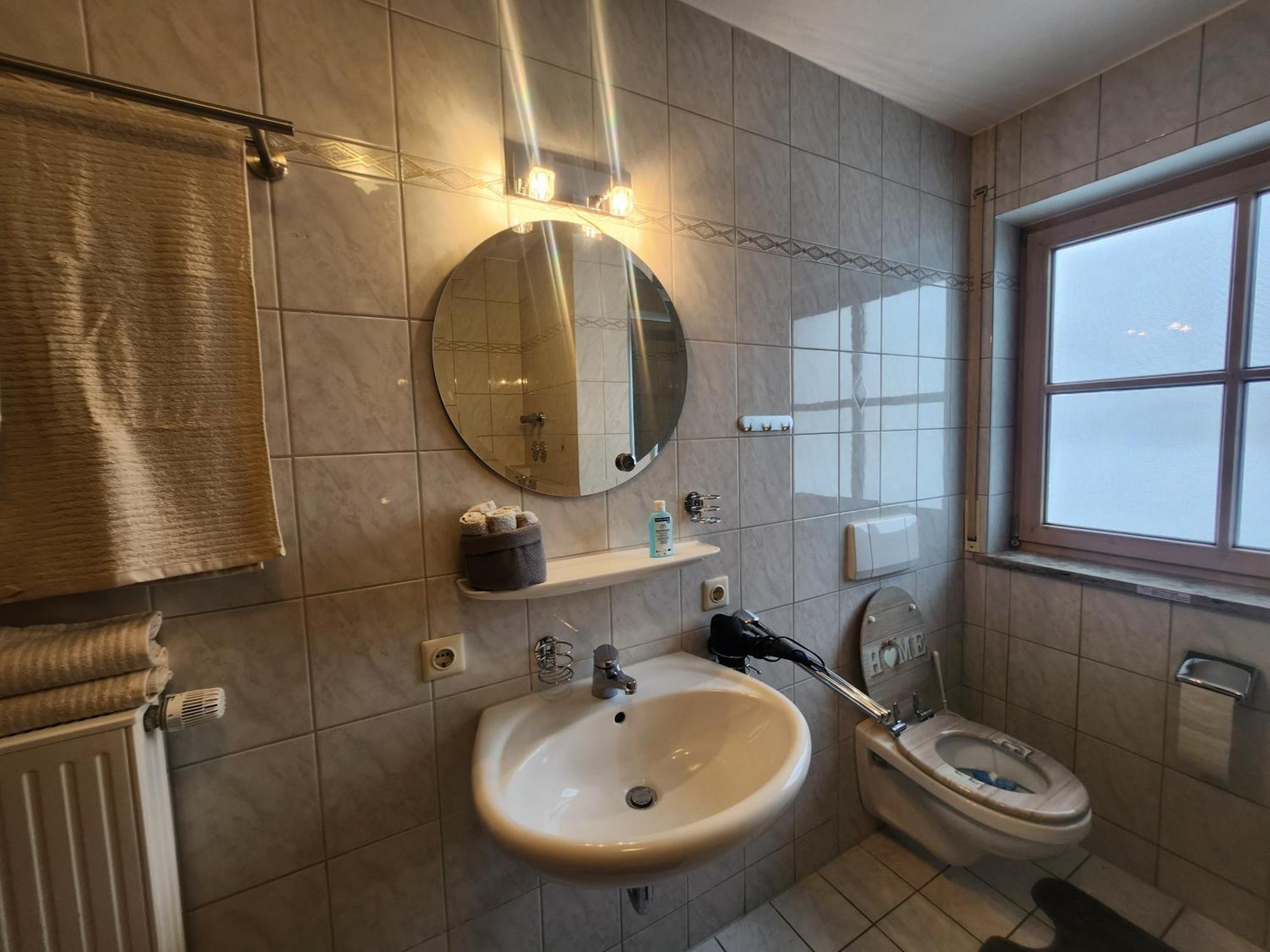 Alps Inn Ferienwohnung Roßhaupten 外观 照片